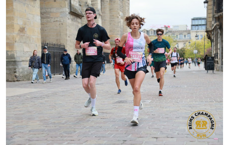 10km de Reims... Nos couleurs étaient présentes !